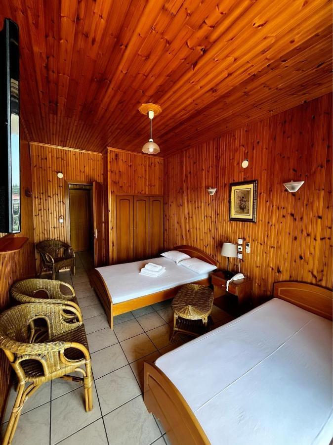 Balogiannis Hotel パラリア・パンテレイモノス エクステリア 写真