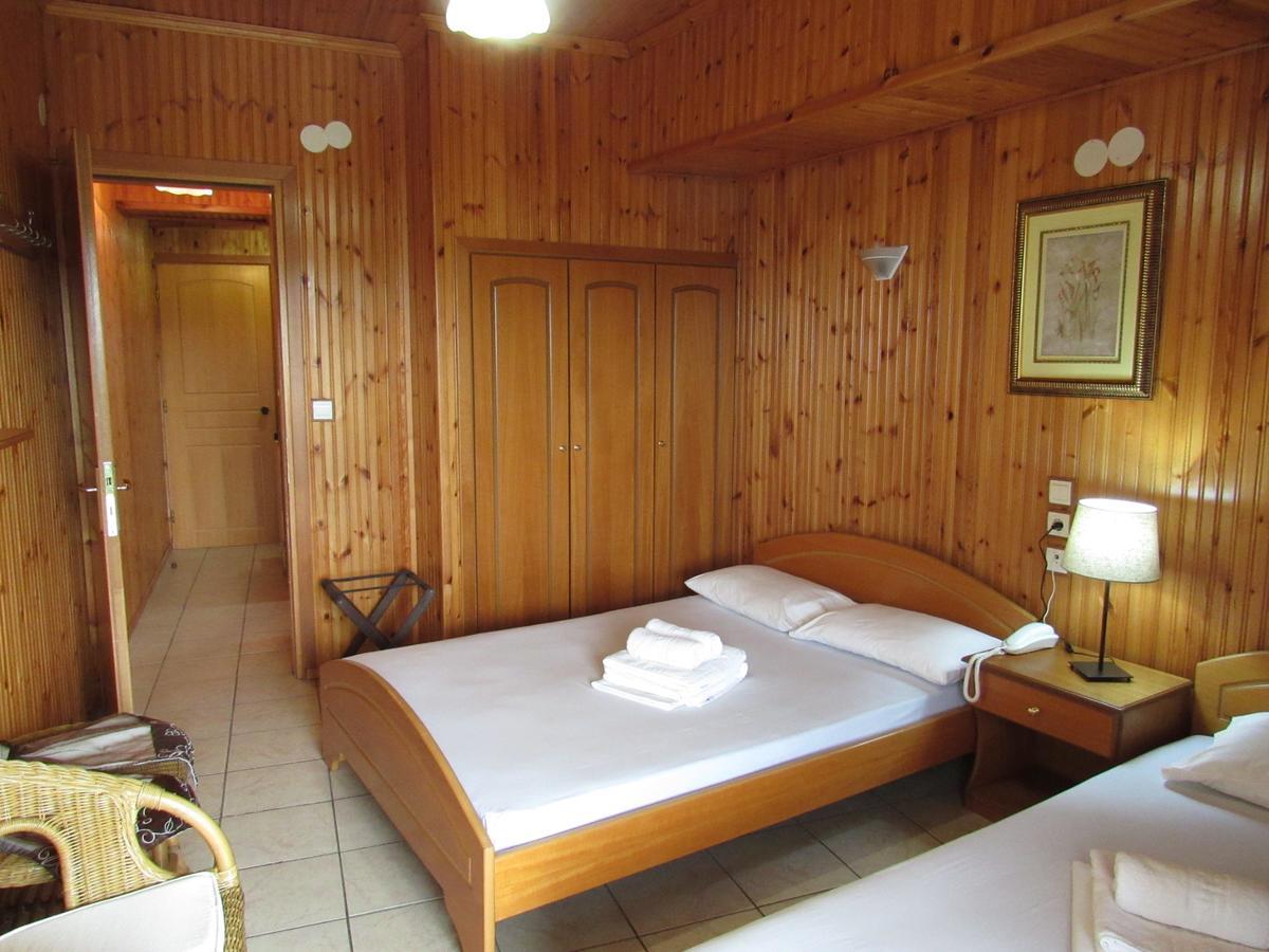 Balogiannis Hotel パラリア・パンテレイモノス エクステリア 写真