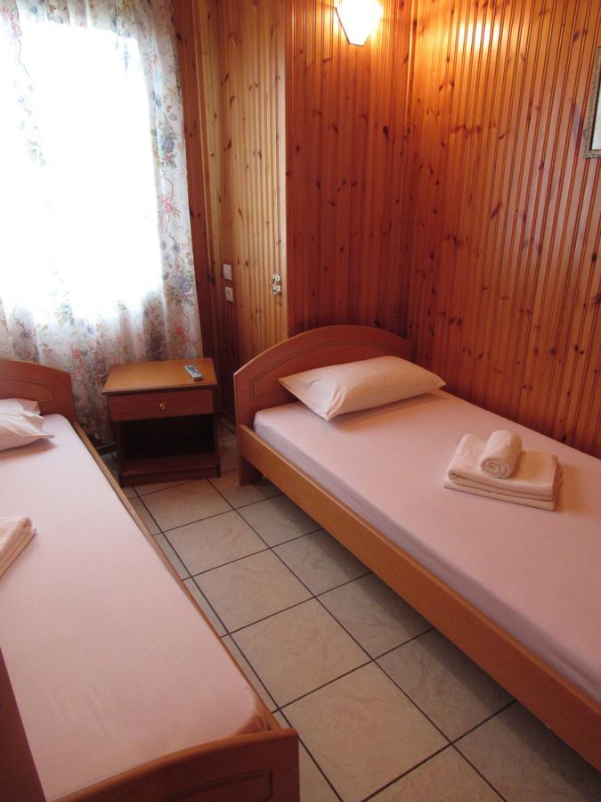 Balogiannis Hotel パラリア・パンテレイモノス エクステリア 写真