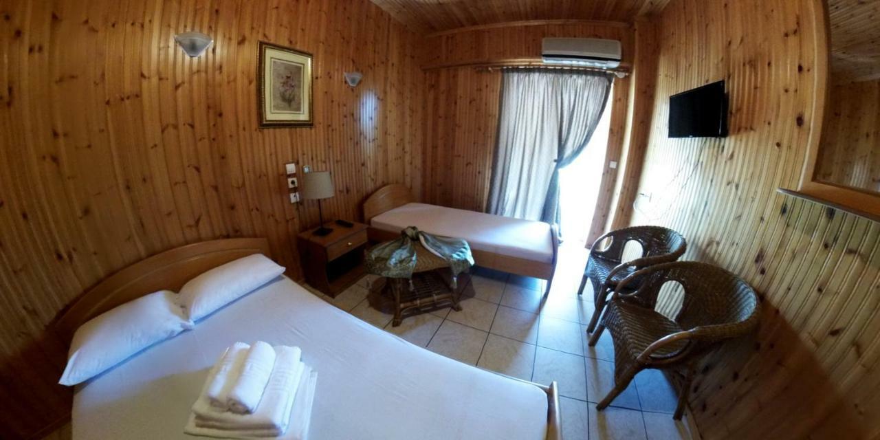Balogiannis Hotel パラリア・パンテレイモノス エクステリア 写真